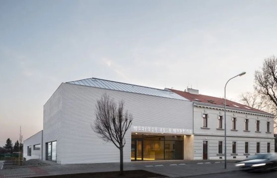 Městská hala modřice (Atelier bod architekti – V. Sosna) | © soutěž Česká cena za architekturu 2021