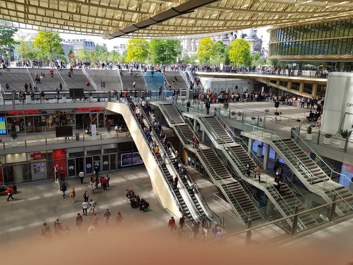 Halles Patio | © Archiv Seura Halles Patio | © Archiv Seura