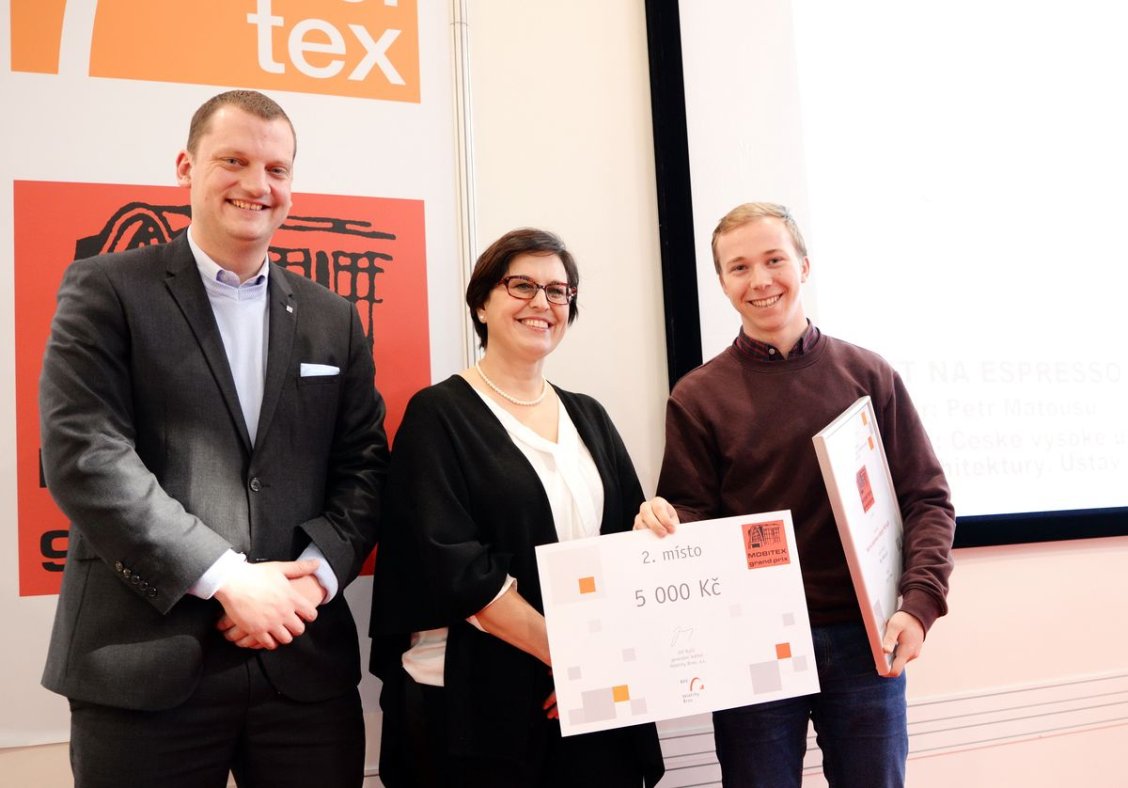 Petr Matoušů z Ateliéru Fišer–Nezpěváková získal 2. místo v soutěži Grand Prix Mobitex | © Mobitex Petr Matoušů z Ateliéru Fišer–Nezpěváková získal 2. místo v soutěži Grand Prix Mobitex | © Mobitex