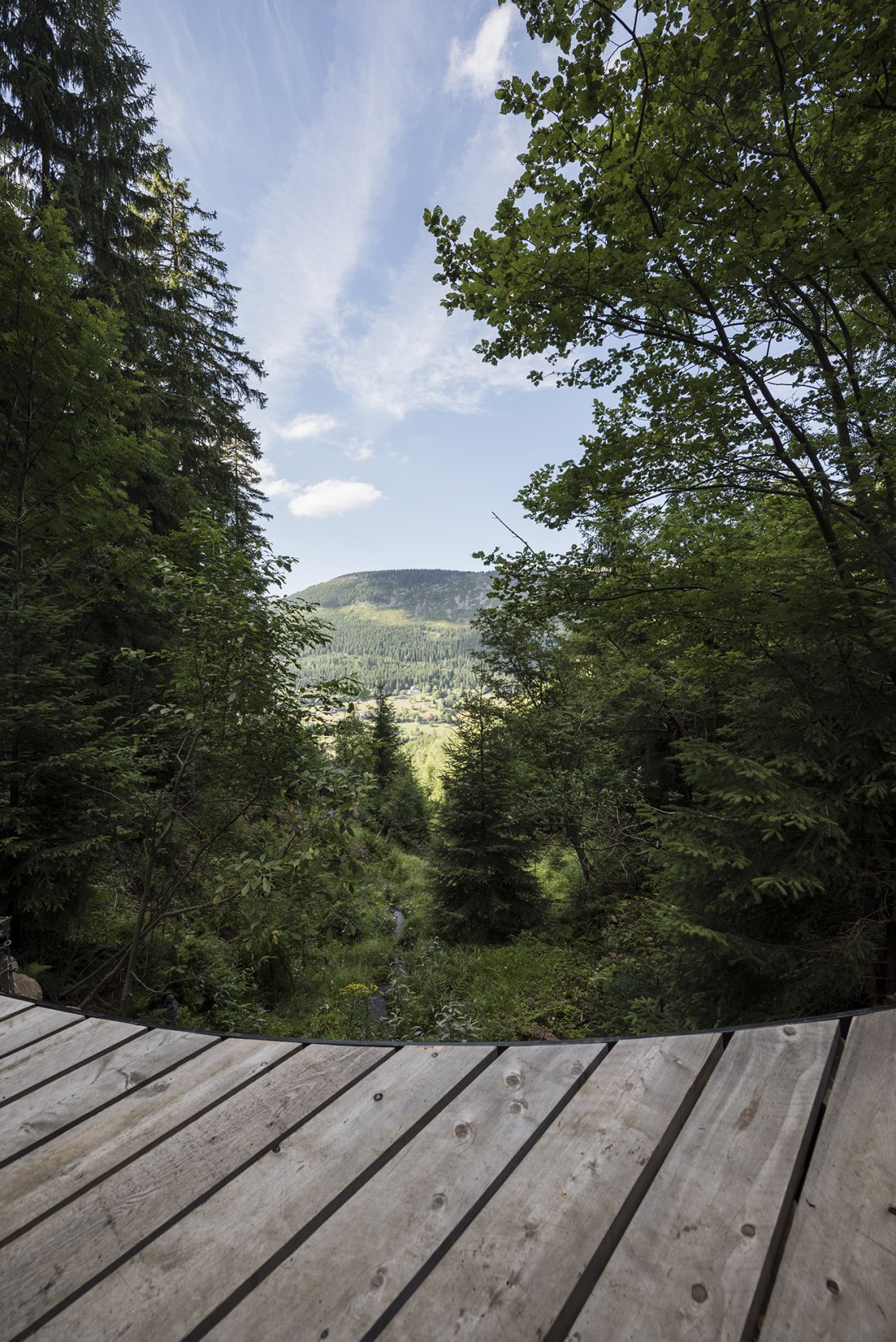 Lávka přes Černou strouhu, ateliér MáMA, foto Martin Čeněk Lávka přes Černou strouhu, ateliér MáMA, foto Martin Čeněk